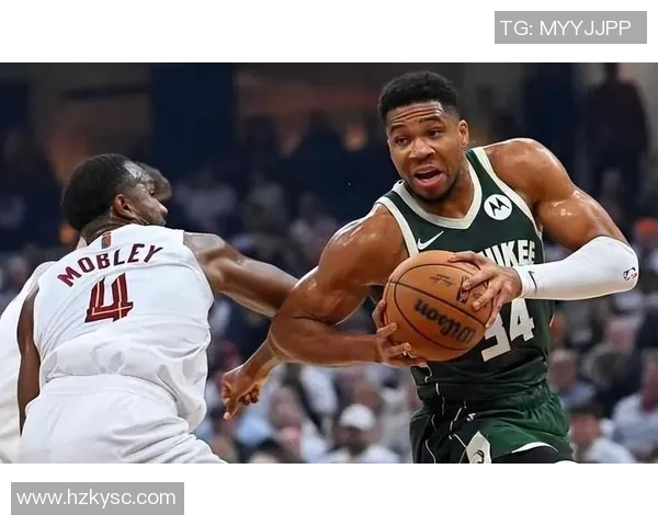 雄鹿与骑士激战回顾第二场精彩录像分析与赛后点评