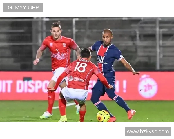 尼姆与昂热比赛因天气原因推迟球迷期待新赛程安排